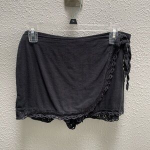 ❤️‍🔥3/$15❤️‍🔥 Aerie Skort - Size L - Black - GUC